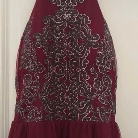 Party dress - Picture 2 of 3